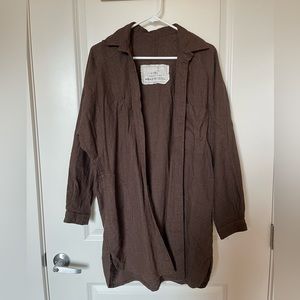Not Perfect Linen Oversized Button Up Top w/ pockets!